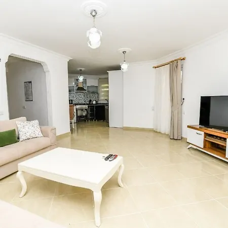 The Ultimate In An Ideal Location, 1048