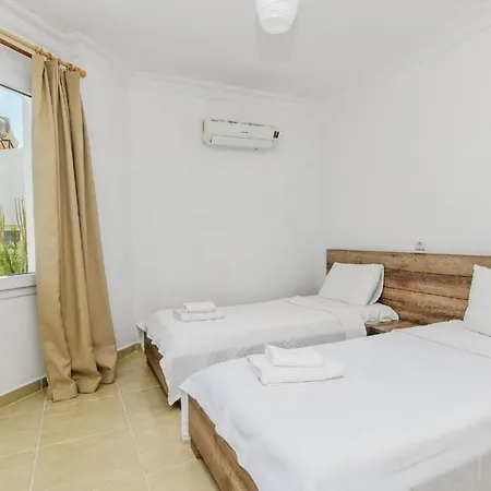 The Ultimate In An Ideal Location, 1048 * Kalkan